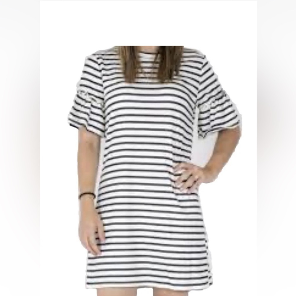 Adrianna Papell Dress Size M Women’s Striped Ruffle Sleeve White Black New